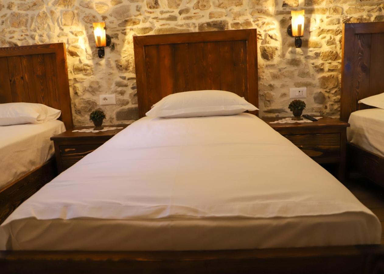 Koroni Boutique Hotel Berat Eksteriør bilde