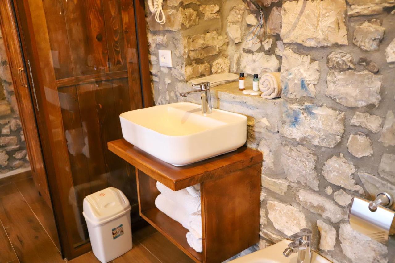 Koroni Boutique Hotel Berat Eksteriør bilde