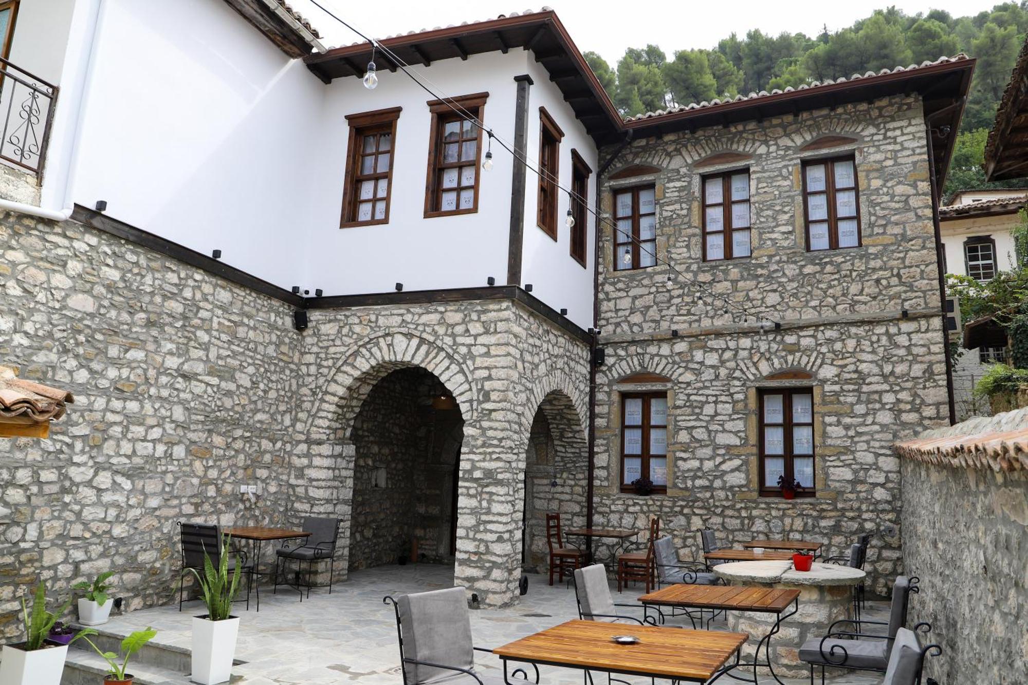 Koroni Boutique Hotel Berat Eksteriør bilde